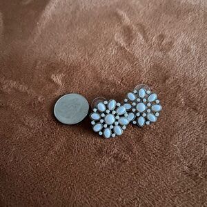 Elegant Gold Floral Earrings